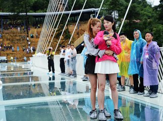 SeductionatTemptationintheMirror高清未删减